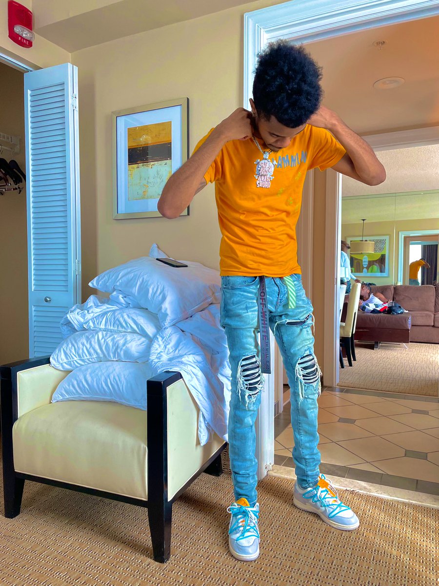 CsdHank's tweet image. its like i got money to please everybody else 💯 #LLDAMEN💔