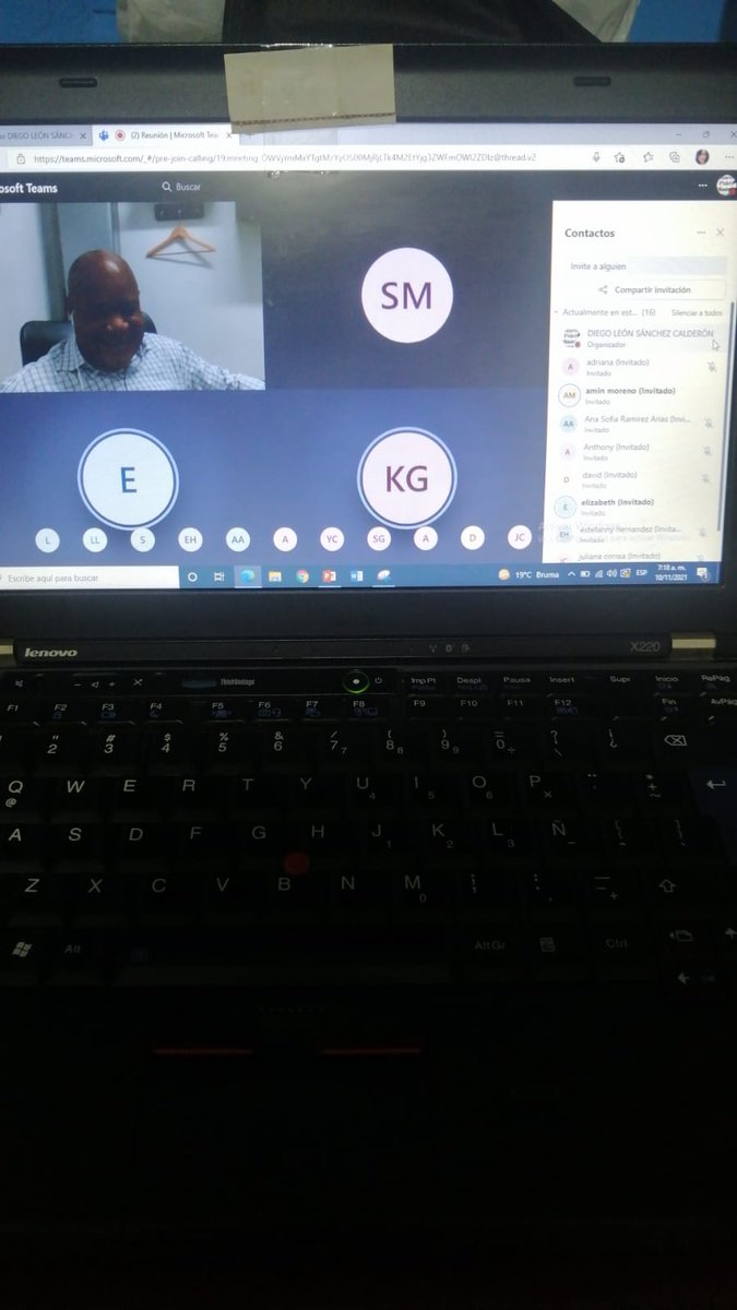 iumafis's tweet photo. En la mañana de hoy @iumafis en interacción virtual con los futuros egresados del politécnico mayor, orientándolos en sus procesos de formación profesional con nuestra institución, como beneficiarios del convenio actual entre ambas instituciones. https://t.co/uxT2Ggj81q