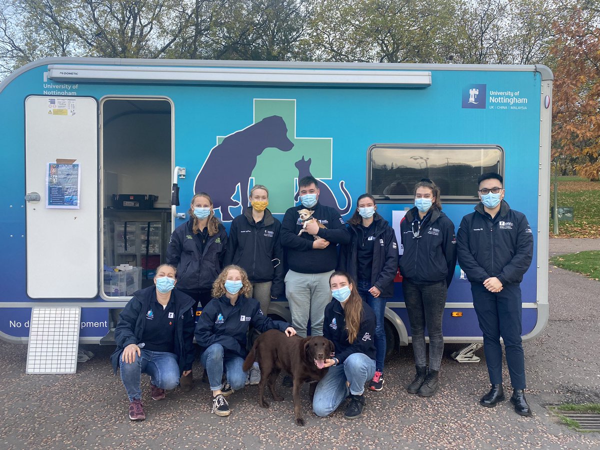 The wonderful Vets in the Community at Forest Rec today. 

A student led charity providing free care for the pets of homeless and vulnerably housed individuals. 

Give them a follow. They are amazing ❤️
