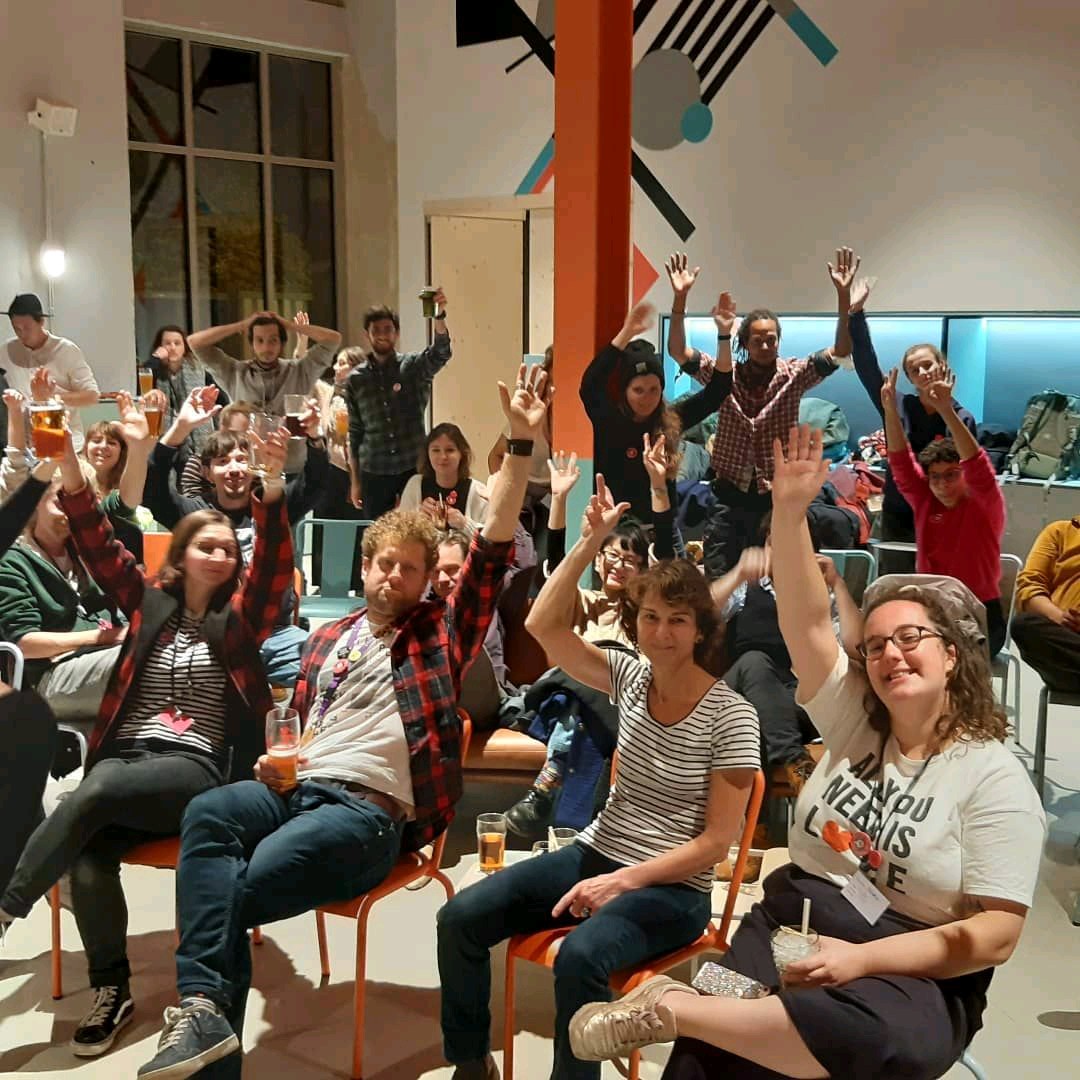 Atterrissage après 3 jours incroyables à #Museomix Alsace
3jours pour découvrir les collections de paléontologie, minéralogie, sismologie et inventer ce qu'on veut raconter avec aux visiteurs ! 5 beaux protos, des équipes motivés, une orga au top et de super souvenirs 🔥