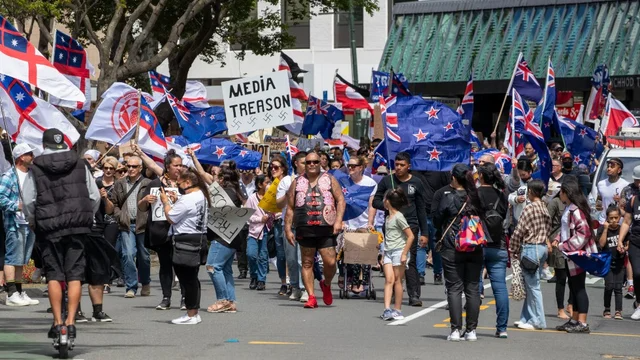 Michael Novakhov retweeted:
 
			
 
			 
 
				Thousands gather in New Zealand to protest vaccine mandates, restrictions hill.cm/e1R3ygw