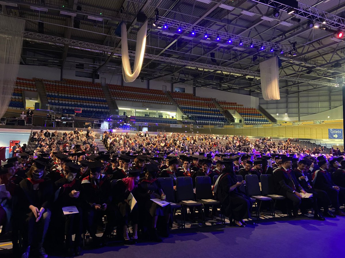 DerbyUni's tweet photo. What an incredible day so far at our first day of graduation! We are so proud of all of you! Special shout out to Evie Adams an Engineering graduate for winning the Vice Chancellor prize for outstanding contribution in science and engineering! 🎓🙌 #DerbyGrad @DerbyUniVC https://t.co/tefouF1iRG
