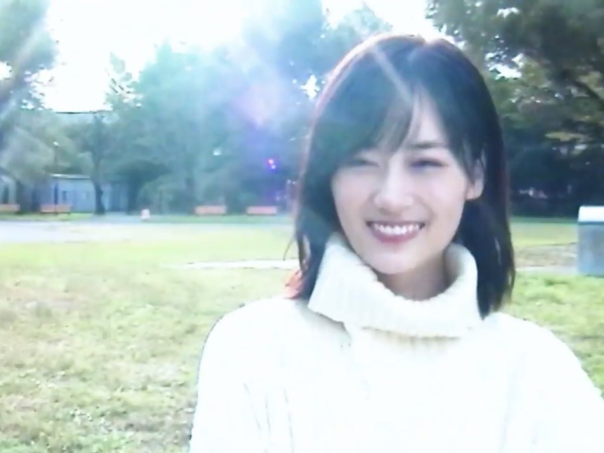 papamarukun's tweet photo. 小坂菜緒ちゃんと
飛鳥ちゃんを起用したMVも
さすがやけど
みーちゃん効果も 半端ないで✨
2日で
73万回再生って
すごい🌙✨
もちろん
曲もドラマも
すごく いい ⸜(* ॑꒳ ॑* )⸝✨
#山下美月
#じゃない方の彼女
#エキストラ
#ThinkingDog
#mizukigram https://t.co/e8jQWkppmM