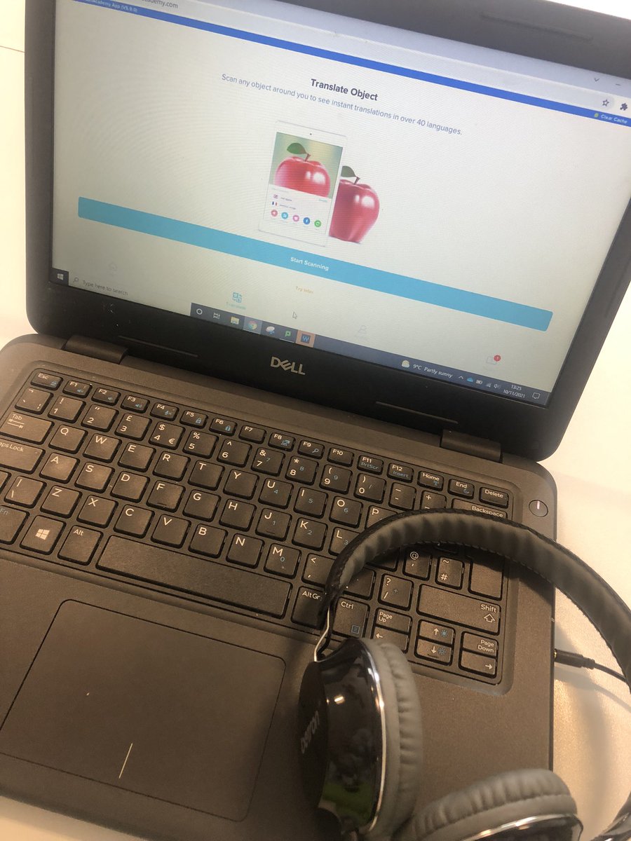SSAReading's tweet photo. Flash Academy is in full swing in the EAL intervention room today. Miss Marta is working with year 8 and 9 today! @marta75380538 @FlashAcademy_HQ #EAL #ReadingIntervention #edutwitter #flashacademy https://t.co/pAkY01F0nA