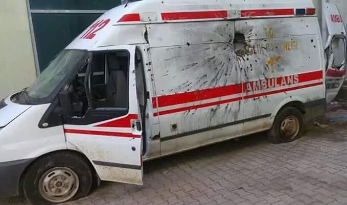 Dünyada zırhlı ambulans yapmak zorunda kalan tek ülkeyiz. Dünyada zırhlı ambulansa roketli saldırı yapan ve doğuma giden ebeye kurşun sıkan en kanlı terör örgütü PKK. Dünyanın en kanlı terör örgütünün siyasi kanadıyla işbirliği yapan Anamuhalefet partisi Türkiye'de.