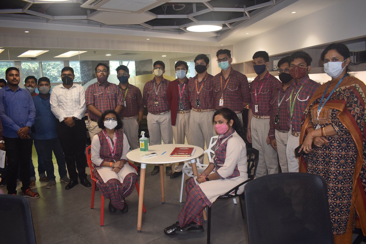 stpibbsr's tweet photo. On the occasion of #WorldScienceDay @stpibbsr organized visit of students from #DAVCSPUR & #SaiInternationalSchool to acquainted on the Technological Innovation,to encourage them for Innovation,to be Creative as well as to aspire for an Innovation led Entrepreneurship in future. https://t.co/SvrqI3d4tL