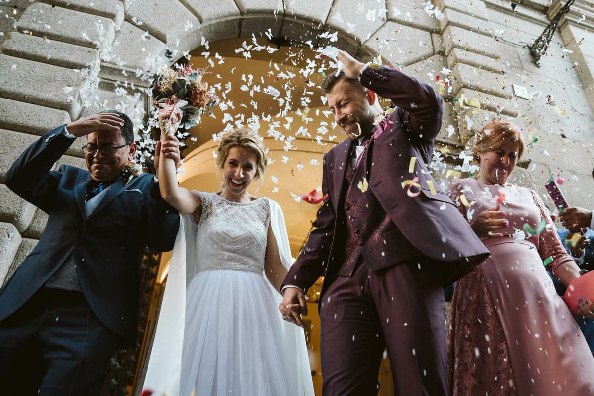 DaniGomez_C's tweet photo. Fotos de una boda de este año. Aún no hemos terminado temporada, pero la siguiente viene fuerte 😄💯 https://t.co/37UiiR7MVY