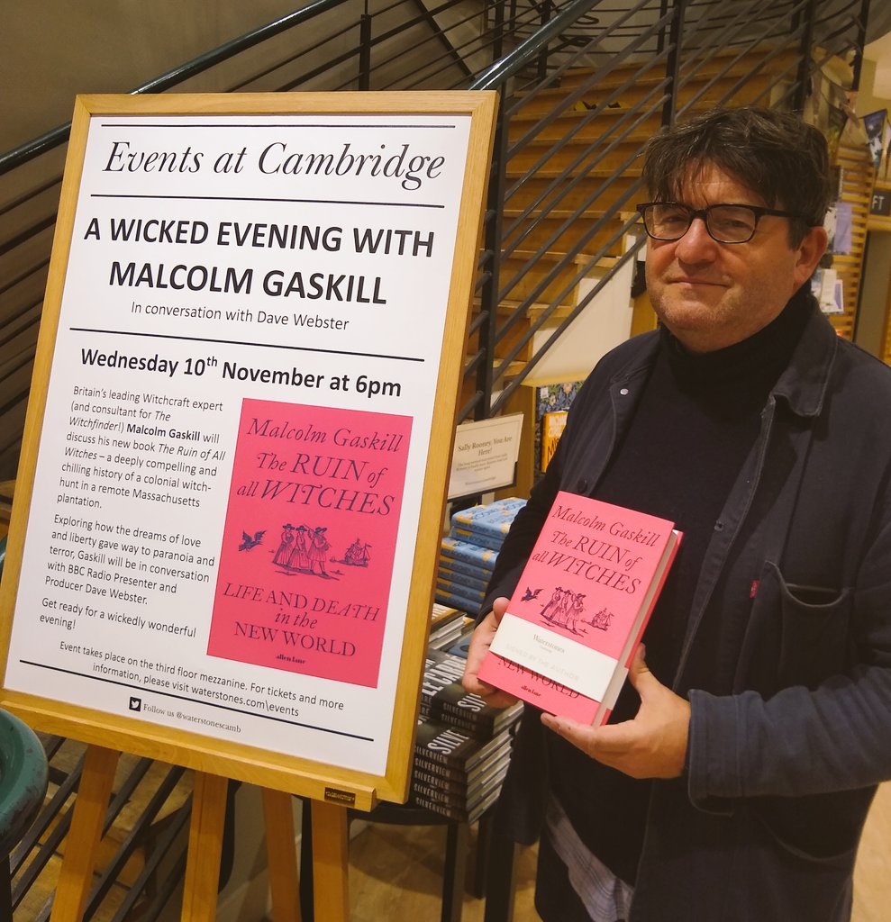 Malcolm Gaskill en un evento en Cambridge sobre su libro "La Ruina de Todas las Brujas"