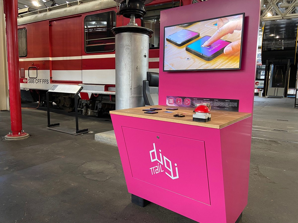 Heute am Schweizer Digitaltag ist im Verkehrshaus in Luzern der DigiTrail eröffnet worden. Zentralschweizer Firmen präsentieren wie die digitale Welt funktioniert.