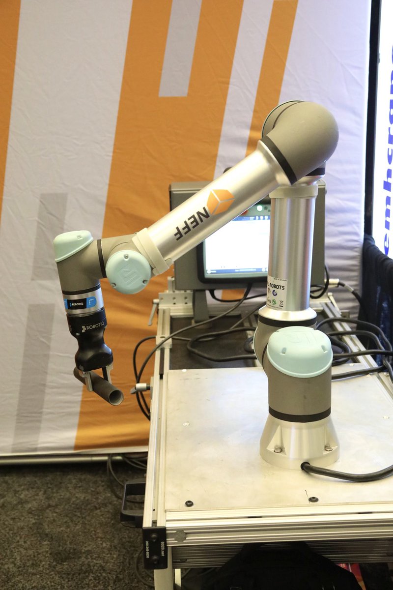 Welcome to CLE! 🎉 The exhibit floor opened Tuesday night with an opening reception. Thanks to everyone who came out!