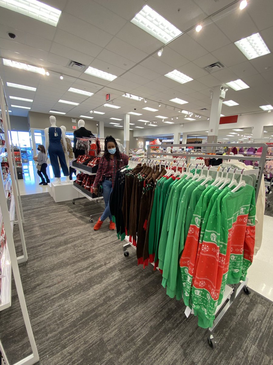 LisethTGT's tweet image. Recognition to DBO Shannice for killing it in Family sleepwear! #T3382🎯 @JesseDaTarget @AmaebiOriT3382 @HRkatTGT @jadetamarhill @giselleTGT @TargetKevinS @JonTfromTarget
