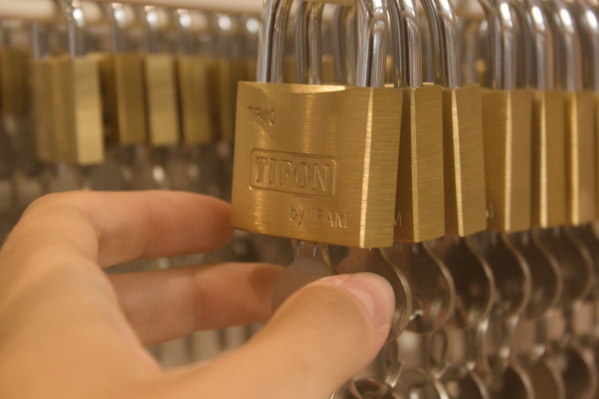 Los candados Tifón,de IFAM, son líderes en el sector de candados de latón por su relación calidad-precio. ¿Los conoces? 

#suministroszadorra #zadorra #suministrosindustriales #vitoriagasteiz #Bextok #ifam