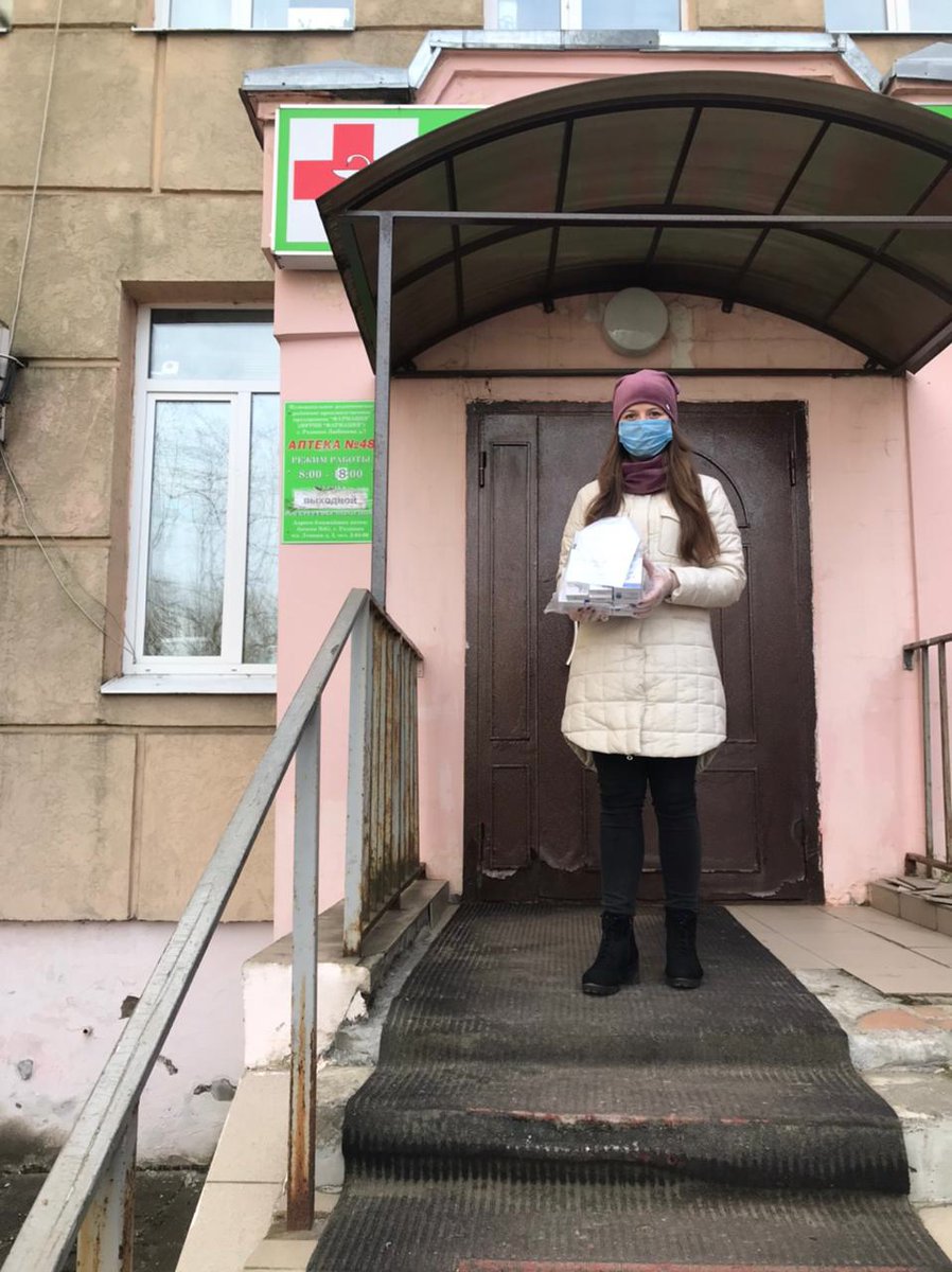 Rodniki_ER's tweet photo. Не унижайте одиноких стариков,
Общаясь с ними только из приличия.
Не создавайте дополнительных оков,
Своим безжалостно-глубоким безразличием.
Они слабее,беззащитнее, чем мы
Добрее,лучше с ними надо обращаться.
И не они нам, это мы им всем должны.
За жизнь свою,сегодня поклоняться https://t.co/W3piKFPL3d