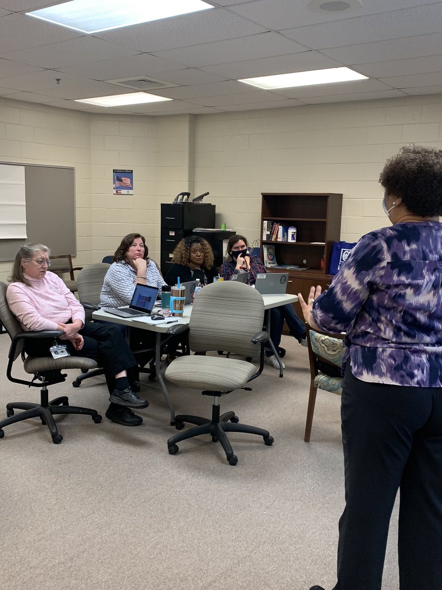 crewscontrol47's tweet photo. Thanks Dr. Foster for visiting @LIVEOAKELEM  to provide Professional Development on Setting up ELA Blocks for Success! @DrTiffanyRicha1 @
ncssbethebest https://t.co/cmiLwnV1tF