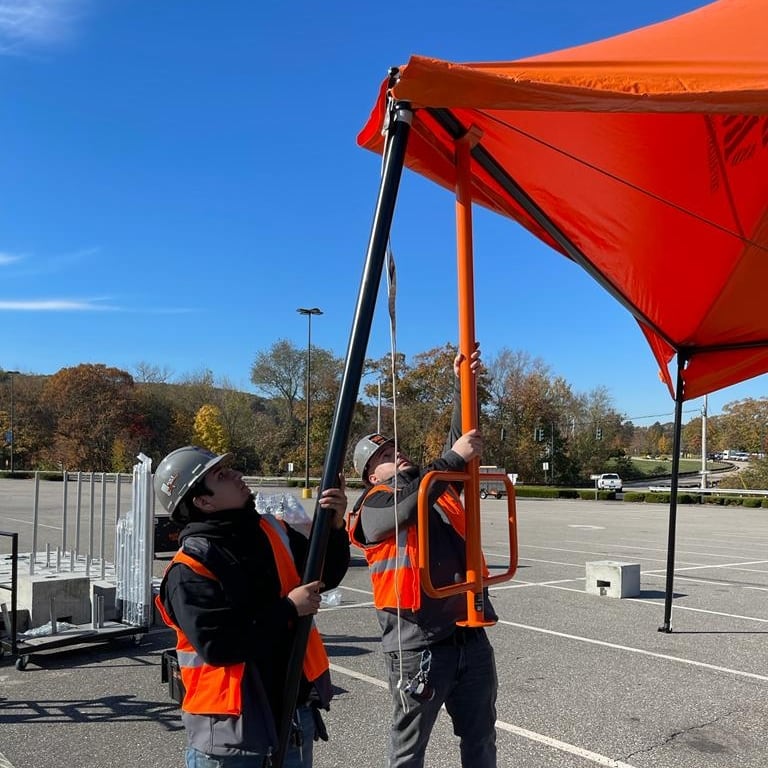block_roll's tweet photo. Still going strong at @MatraInfo Tent Show ๐ช Stop by and check out our NEW Frame Tent Lifting Pole. It's Faaancy! #fancylike ๐
#blockheads #blockresponsibly #blockandroll #matra2021 #matra #tents #tentrental #events #tentprofs https://t.co/roZQi4wNoX