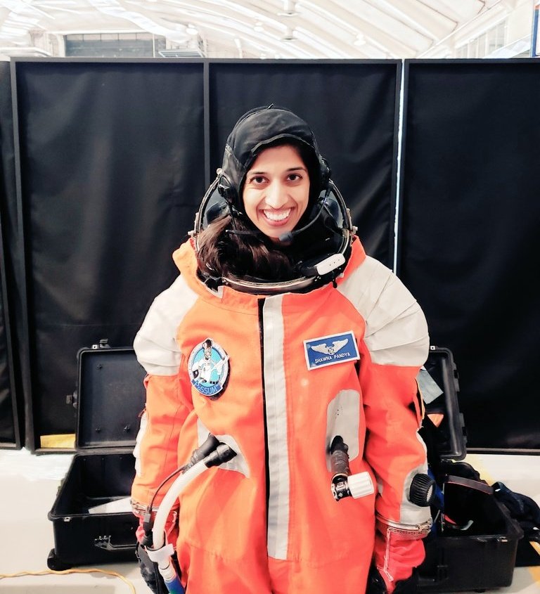 Shantaramk9's tweet photo. #DrShawnaPandya
@shawnapandya is a Scientist-Astronaut Candidate with #ProjectPoSSUM , Physician, Aquanaut, Speaker, Martial Artist, Advanced Diver, Skydiver, Pilot-in-training, VP Immersive Medicine with Luxsonic Technologies and Fellow of the Explorers’ Club. Proud of You !🇮🇳 https://t.co/dLnntn2Rlr