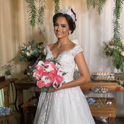 Franfiuza's tweet photo. 👰🏻‍♀️💍 https://t.co/42Bj9b9gMn