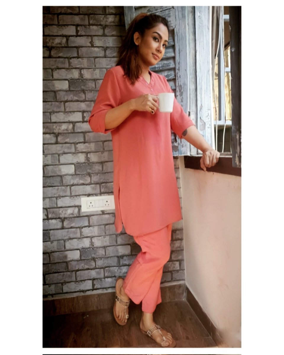 ChandreyeeGhos4's tweet photo. Let it brew ..☕

#morning #day #coffee #thoughts #life #nothingmorethanfeelings #official_chandreyee_ghosh https://t.co/7K8p2w22JJ