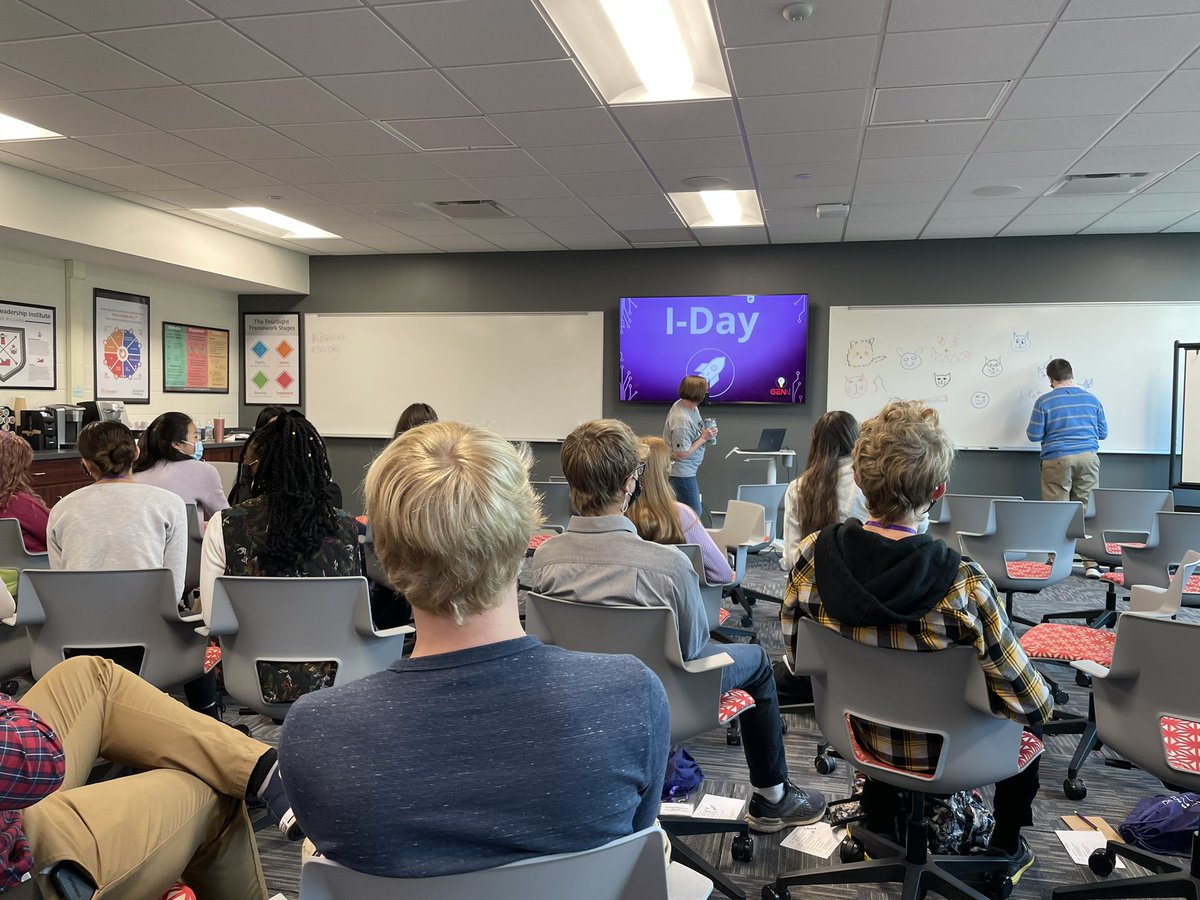 BallStateCT's tweet photo. Speaking to high school students today about #Creativity, #Innovation and #Teamwork!

#BSUIDay #GEW2021 #BallState #ChirpChirp #Storytelling @BSUCCIM @BallStateMedia https://t.co/EdrGNkYrYn