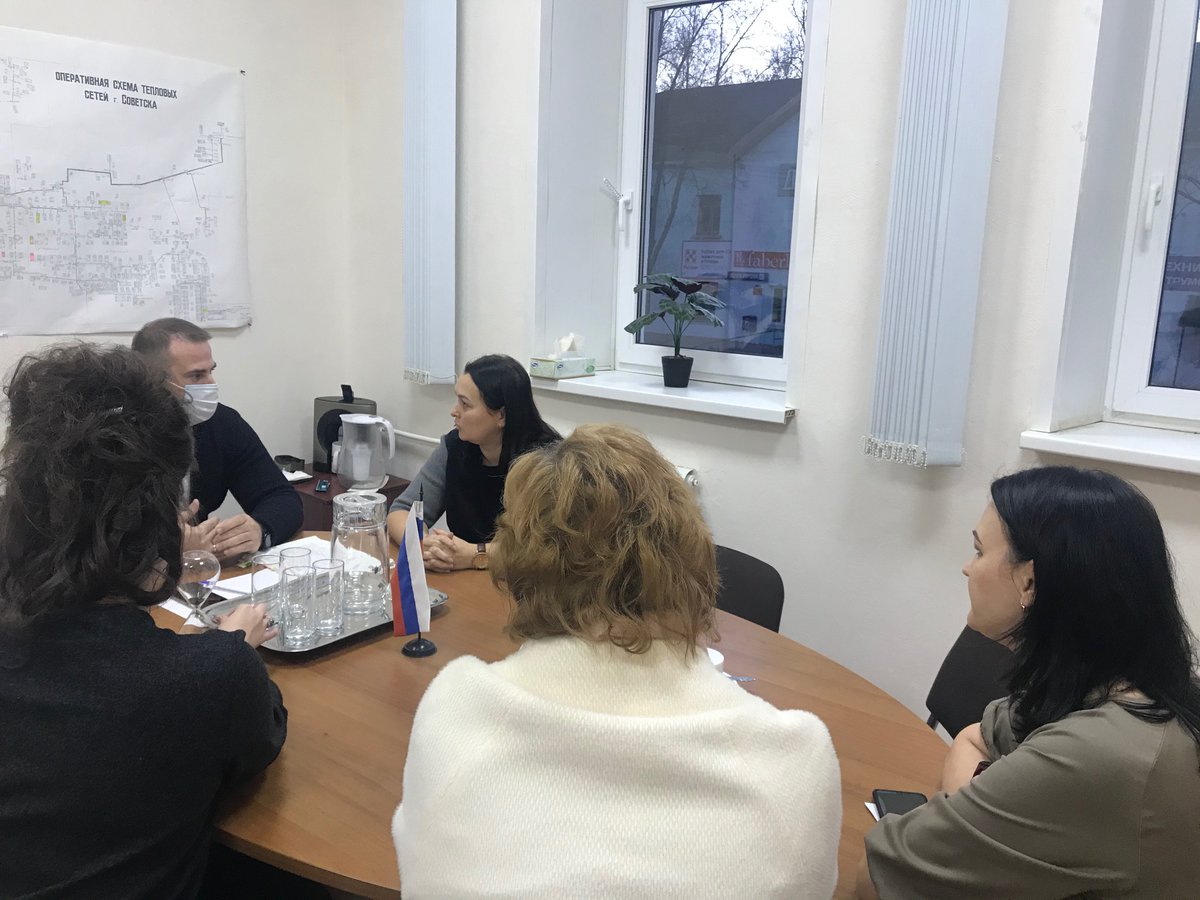 NMV06's tweet photo. 10. 11. 2021г. в 16-00ч. в администрации МО г.Советск состоялась встреча главы администрации Андропова Г.В. с населением.  Обсуждались вопросы ЖКХ.Присутствовали 4 чел. https://t.co/xKcqbXSjmY