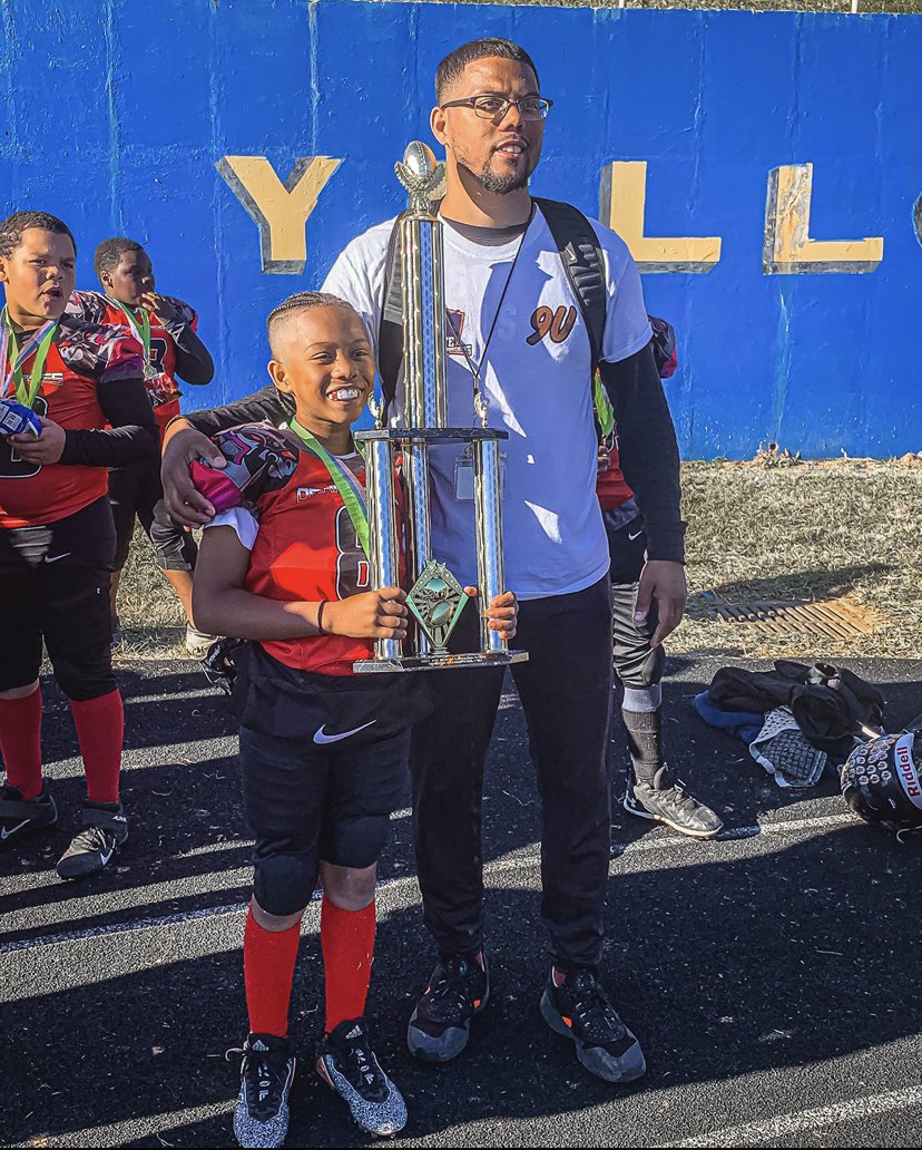 Jayden Del Rosario ‘30 QB Ravenscroft tweet media