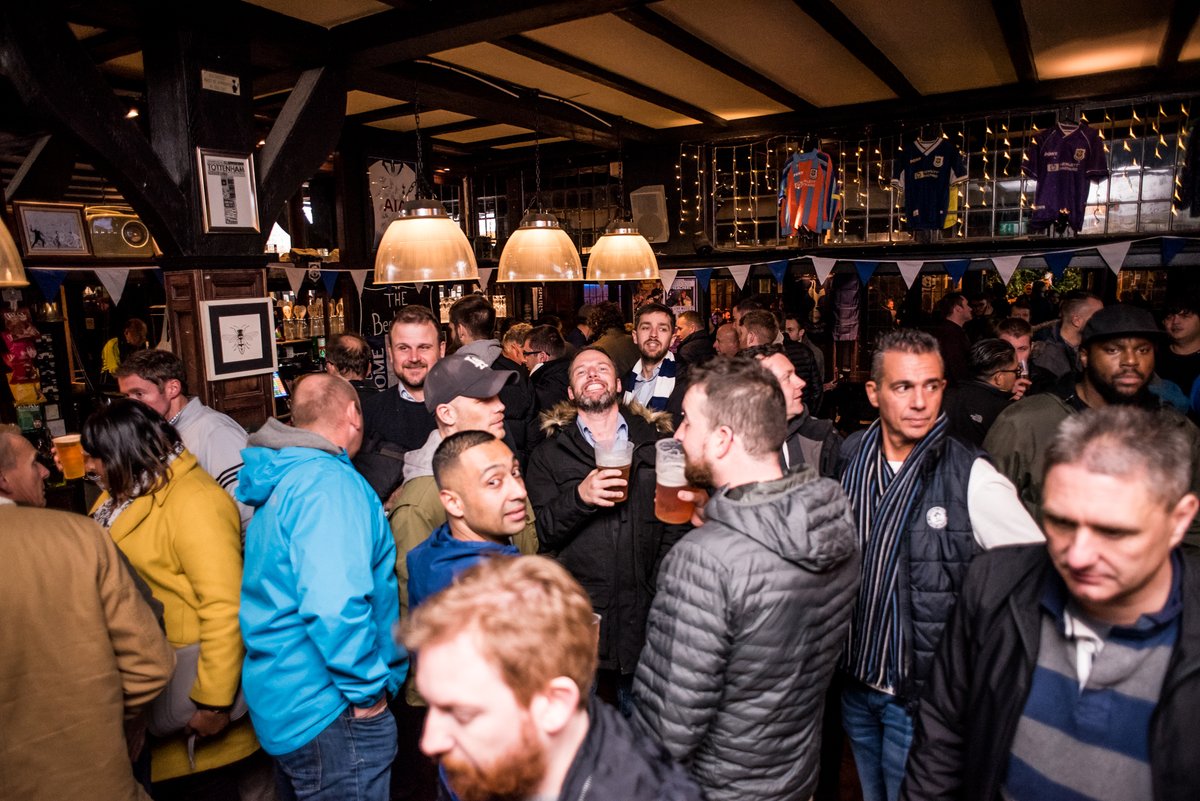 BeehiveN17's tweet photo. It's the first home league of the Antonio Conte era at Spurs as Leeds come to N17 on Sunday 21st November!

We'll be open from midday with the BBQ fired up serving pints and the best pre &amp; post match atmosphere in the area.

#COYS! https://t.co/SHLmiuUK4o