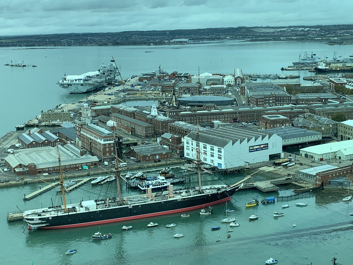 ManorHseSchool's tweet photo. Team 4D’s final stop of the day is the Spinnaker Tower. The views were spectacular and the glass floor was just a great treat to end with! #CreativeAndCollaborative https://t.co/hjkcRC7zfI