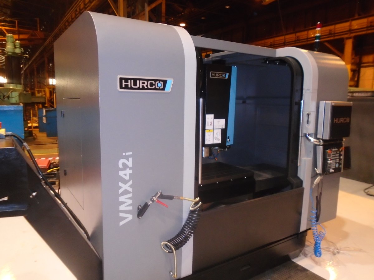 TSPEngineering's tweet image. It&apos;s time we introduce you to one of this years new employees, his name is Hurco 💪🏽⚙️ With speeds of 38 m/minute and a positioning accuracy of 0.010mm, Hurco is the future of TSP Engineering allowing us to progress further into Industry 4.0!