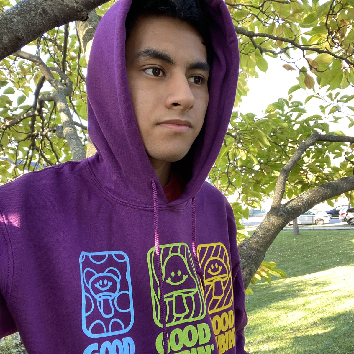 JessRedMusic's tweet photo. Continuing from my previous post on @RoosterTeeth’s merchandise at @TheRTStore, I also got this Good Vibes Vibin’ Pullover hoodie from @bdunkelman’s Good Vibes collection (which I love 💜)
#RoosterTeeth #RTCommunityDay #RTStore #GoodVibes https://t.co/4TvYhlB7lt