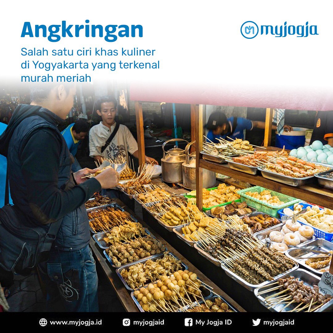 myjogjaid's tweet photo. Udah ga asing kan denger nama kuliner yg 1 ini??

Selain harganya terbilang relatif murah, kuliner ini menjajakan bervariasi cemilan makanan &amp; minuman.
Dan icon dr kuliner ini yaitu sego kucing / nasi kucing.

#kuliner #wisata #angkringan #pantai #jogja #makanan #kulinerjogja https://t.co/VxaMr57wNS