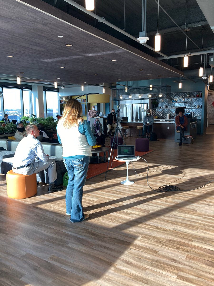 sparkstlouis's tweet image. It’s #1MC Wednesday!! ☕️ Head over to our friends at @techartista U-City today at 9am for 1 Million Cups and we will see you next week at #SparkSTL.