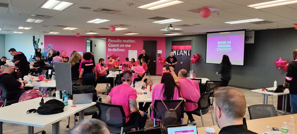 MetaTexas's tweet image. Best energy I've felt in a while!
TMO COR Miami is crazy fun!!!
So glad I could present to this group!🙌🙌#stallions