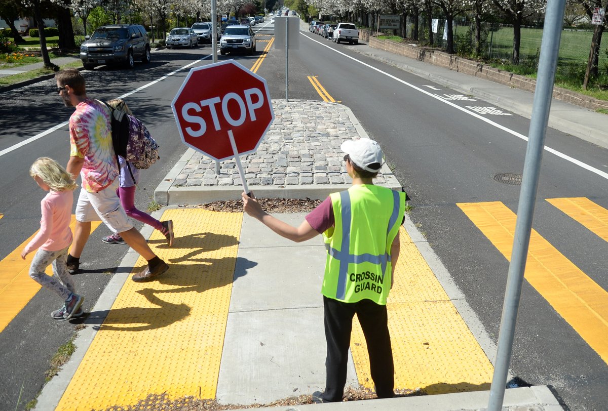 HightstownP's tweet photo. Employment Opportunity - School Crossing Guard Position is still open. Applications are available on https://t.co/uGL41kxguG or can be picked up at the Hightstown PD. Applications can be submitted in person or via E-mail message to police@hightstownpd.org. https://t.co/NKUi7OSxKw