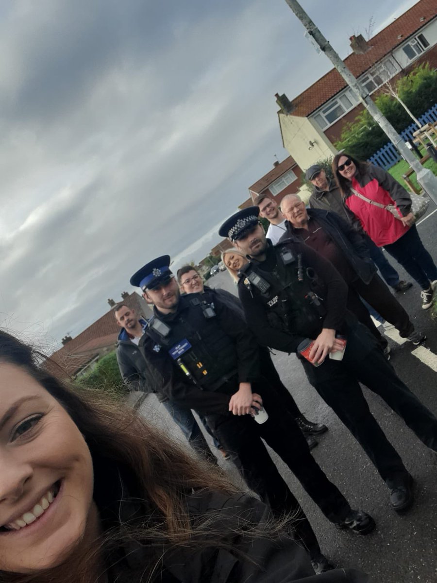 HISLauraF tweet media