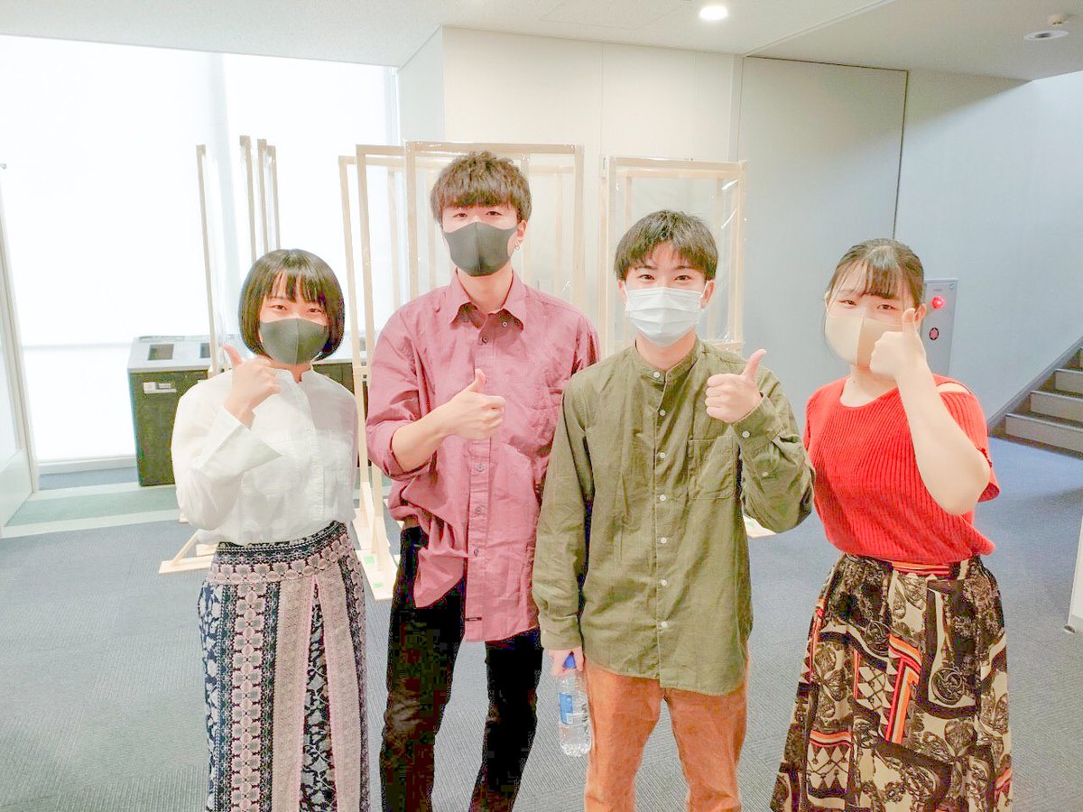 luci4_newtone's tweet photo. どうもﾙｼﾌｪﾗｰｾﾞです🌾
3.4年混合バンドなので今年で最後の芝祭になりました！
そして最後ステージに立たせていただきありがとうございました😊
新曲も急いで準備してお届け出来て良かったです👨‍🦳
次いつお会い出来るかわかりませんがその時はluciferaseをよろしくお願いします💫 https://t.co/aG1yImVO0v