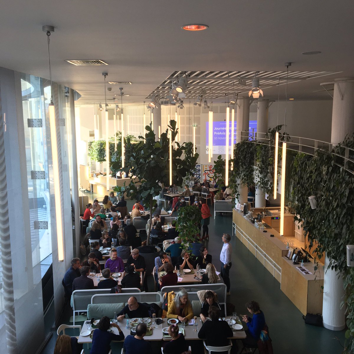 SVBretagne's tweet image. Après les échanges artistiques du matin, présentation de 12 spectacles automatiquement éligibles au dispositif #avisdetournées : dynamiser la diffusion de spectacles de Bretagne, Normandie, Pays de la Loire à l’échelle interrégionale. Réseautage, coopération…