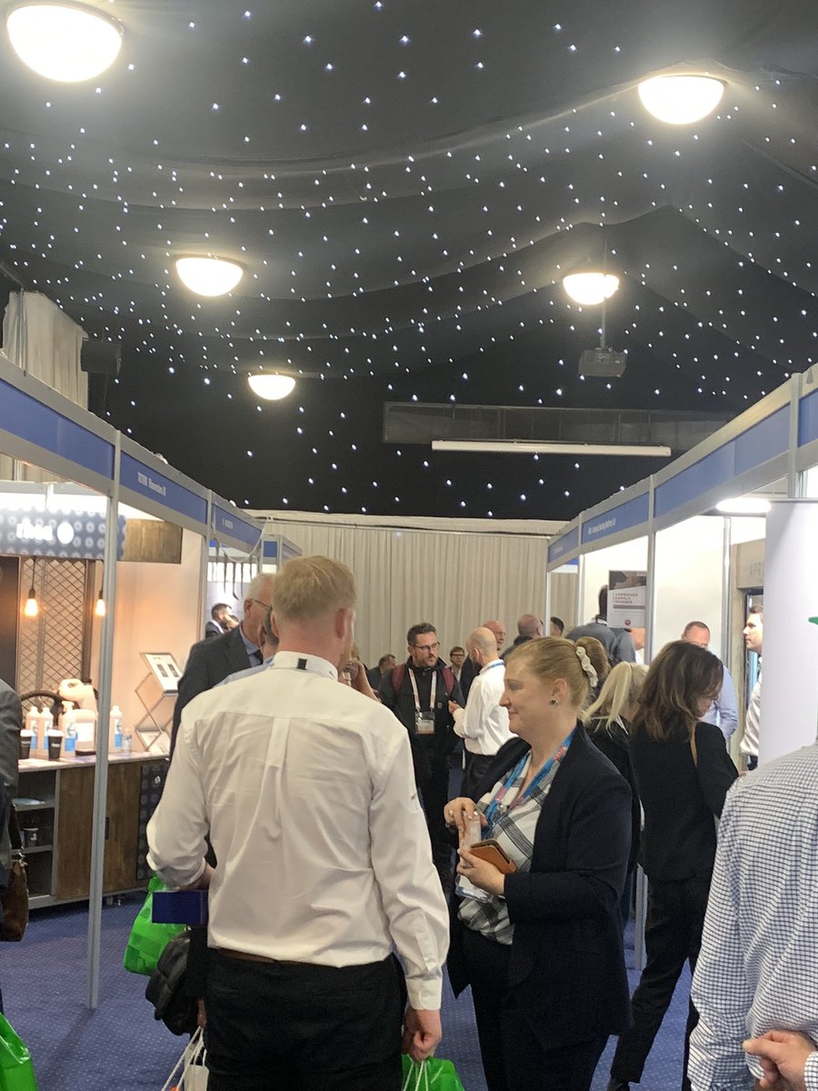 In Leeds today for the <a href="/VendexNo1/">Vendex No1</a> show. Buzzy atmosphere in the room! #vendexnorth