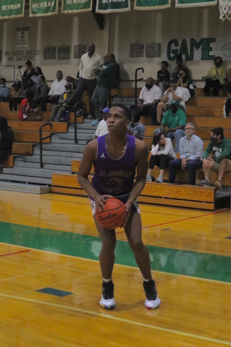 RAYTOOELITE's tweet photo. 💜💛 https://t.co/Q3sbqKb4i0