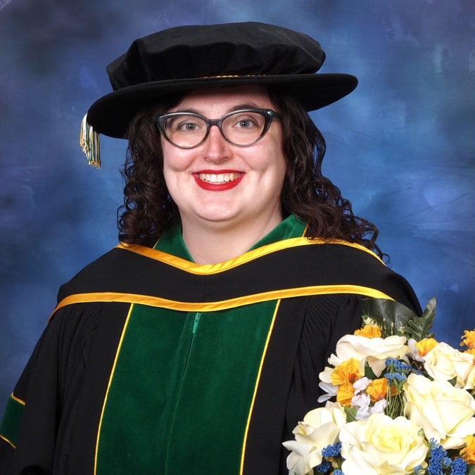Lexi_M_Z's tweet image. In honour of my PhD convocation from @usask that would have been today, I figured I should force as many people as possible to see me in this silly hat to recreate the moment as closely as possible #usaskclassof2021