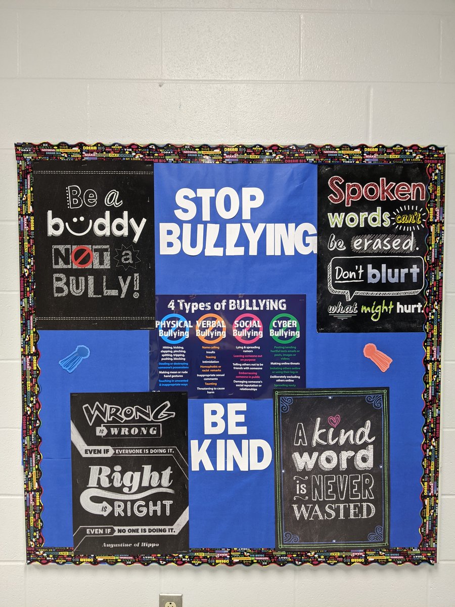 Proud of our #RoyalSTAR students who took the lead creating this bulletin board for the #7thGrade hallway  <a href="/SummitViewAcad/">SVA Principal</a> #BeROYAL