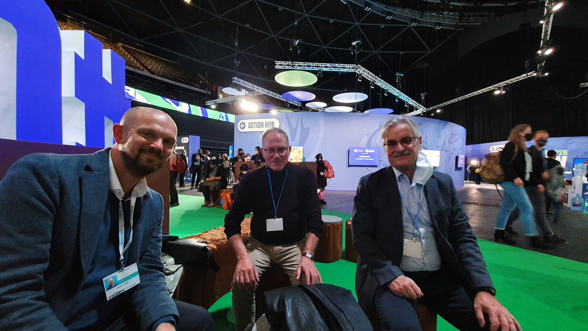 FrancescoCatte's tweet photo. #COP26 | Meeting on the #GlasgowDeclaratiom for Climate Action in Tourism between @CPMR_Europe Climate VP Sjölund &amp; @jmcsmith co-founder of @TourismDeclares 
Regions have a key role in making tourism sustainable &amp; resilient!
 👉 More about the Declaration: https://t.co/NRsuX3k7su https://t.co/lXaVRqdMoh