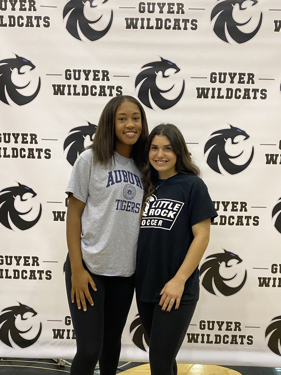 It’s official ✍🏼

Congratulations <a href="/fcdsisley22/">sisley stephens</a> and @haydencolsonn on signing this morning! You make us so proud!!