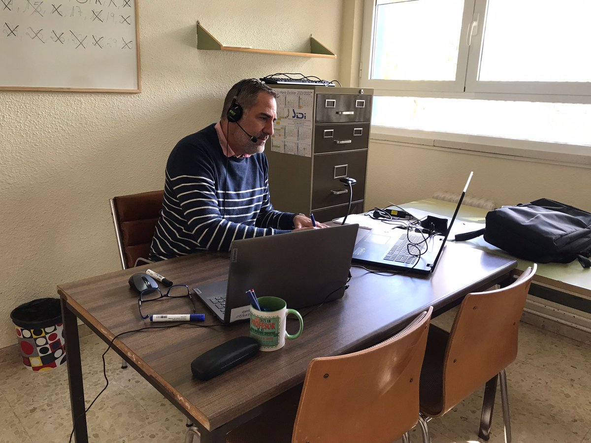 Os contamos algunas de las herramientas que son imprescindibles para la #atencióndomiciliaria que reciben los alumn@s de la #RegiondeMurcia. 

 #quizz #wordwall  @flipeandogenially

 Continuidad educativa
 ➡️Colegio
 ➡️Hospital
 ➡️Domicilio.

<a href="/Educarm/">Educarm</a> @SADMurcia