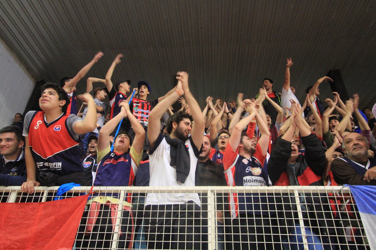 OlimpiaParana's tweet photo. Es hoy #azulgrana 💙❤️ https://t.co/yUcgpcbTva
