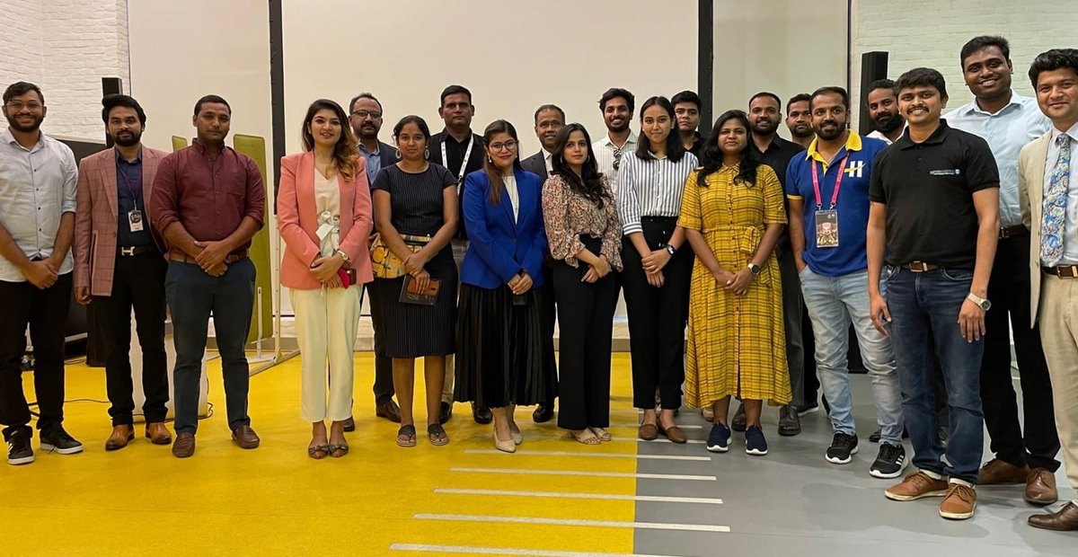 startupindia's tweet photo. The Telangana state delegation of 14 startups to Expo 2020 Dubai, along with representatives from Startup India, DPIIT and Invest India visited In5 Tech, one of Dubai's biggest incubators on an exposure visit. 1/3 #IndiaAtDubaiExpo #Expo2020 https://t.co/kyNobkiBfl