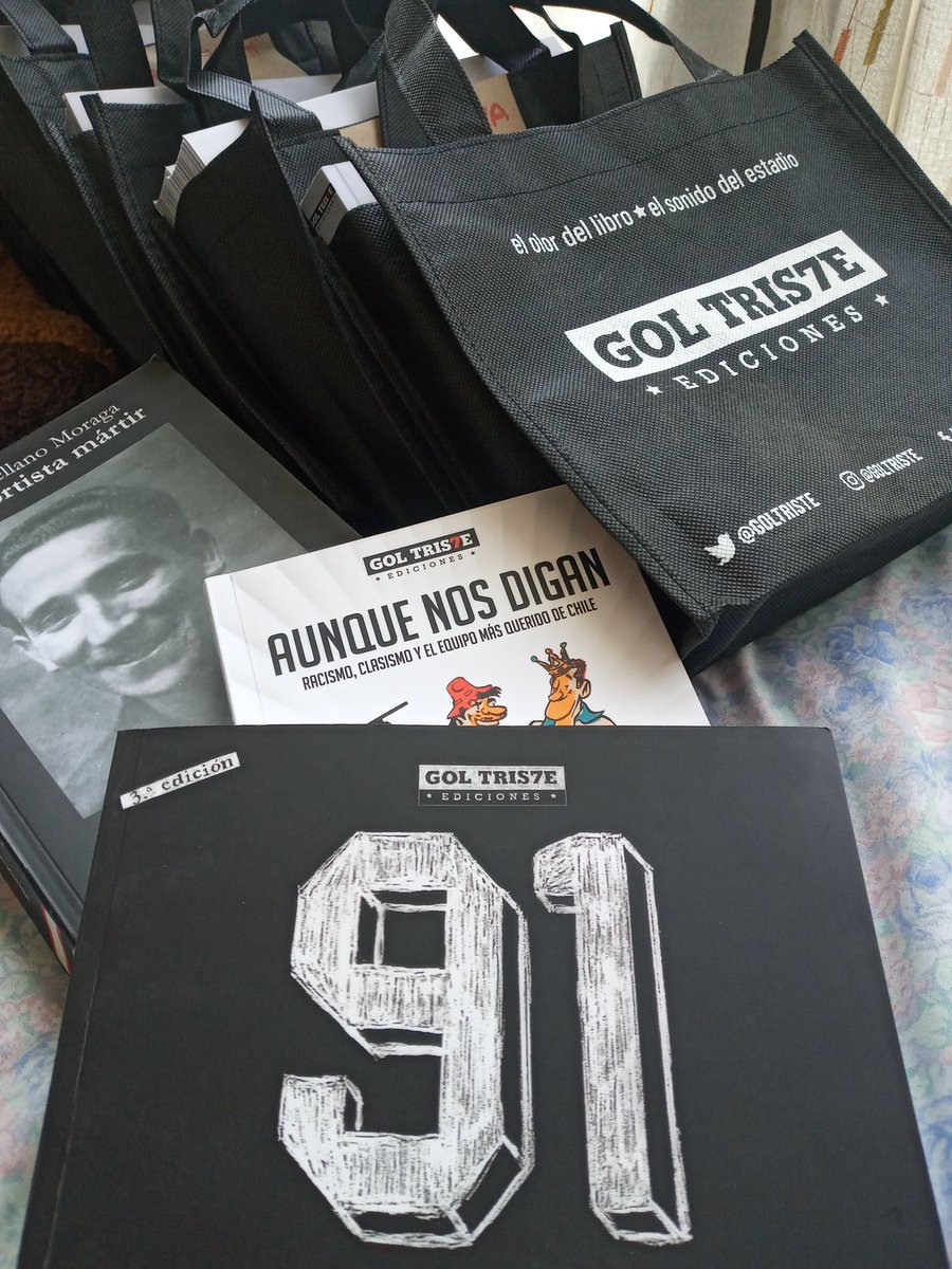GolTriste's tweet photo. Preparando los envíos del día de hoy. #ProyectoCatarsis, #ElDeportistaMartir, #AunqueNosDigan y #91ElLibro. Compras a ventas@goltriste.com.
💰 Descuento a socios y socias al día.
🚛 Despacho a domicilio
📬 Fuera de Santiago por correos de Chile. https://t.co/EHIebWFU3t