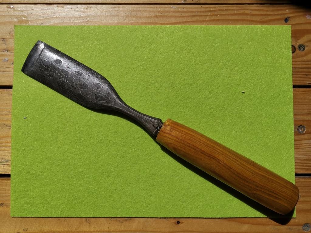 vbamburintools's tweet image. Дамасск из цепи от бензопилы
За рукоять спасибо Арсену @arsentakmazyan
Ручка - скумпия кожевенная
Кованый инструмент на заказ по вашим фото, рисункам и размерам
#vbamburintools #blacksmithingtools #handmade #handtools #miniaturetool #DIY #realcraft #tools #art #russia