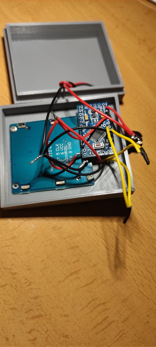 AdolficusGC's tweet image. #arduinoProMini the guts of the invention