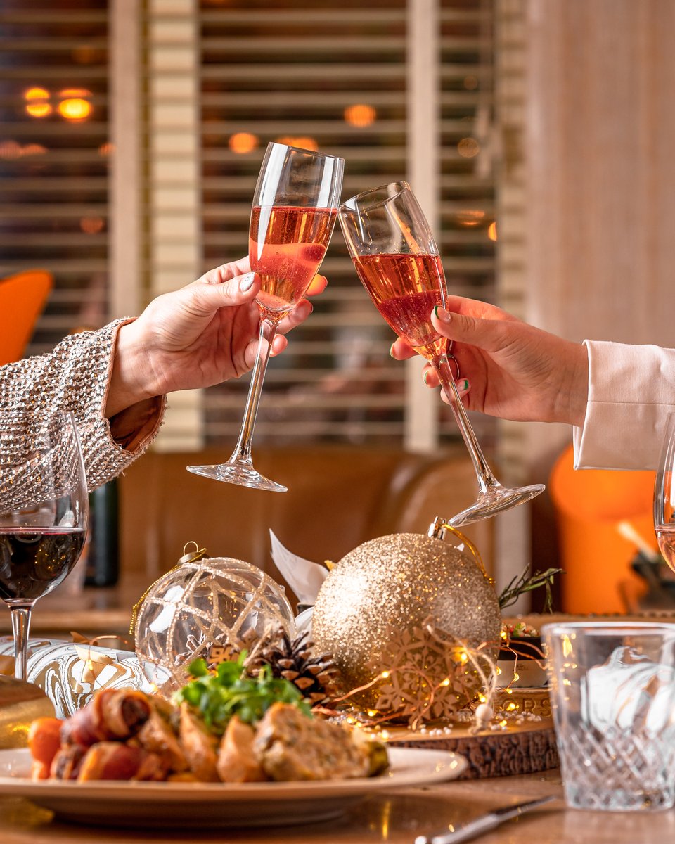 WeAreSocialLoop's tweet image. It might still be November but we&apos;re starting to get into the festive spirit, what about you? 🎄

#socialloop #festivespirit #christmasiscoming #foodphotography