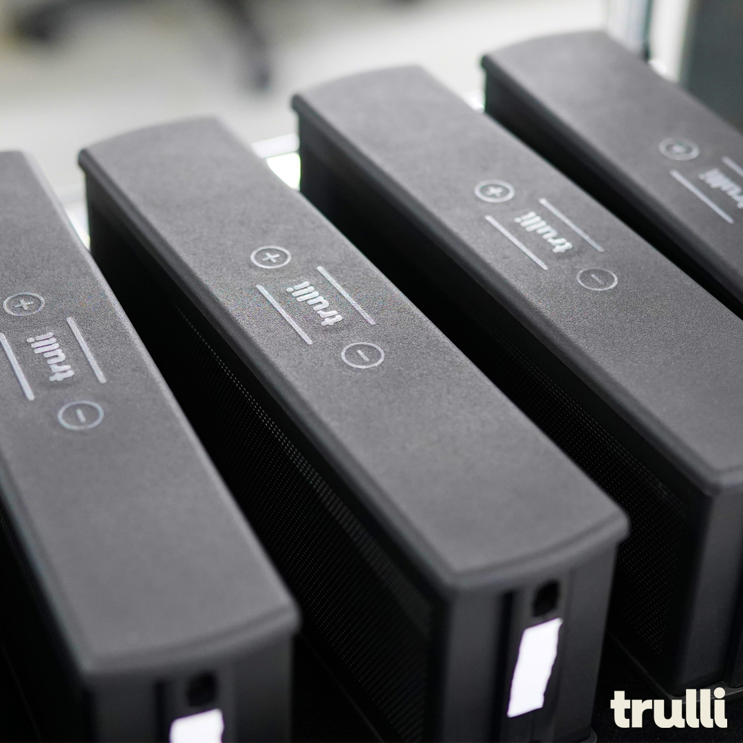 TrulliAudio's tweet photo. JAM5's, freshly made here at our headquarters, are getting ready for the holidays! 

#JAM5 #trulli #trulliaudio #portablespeaker #bluetooth #holidaygift #gifts #portableHiFi https://t.co/RLRSjIncDQ